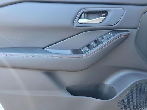 New 2026 Nissan Rogue SV image 18