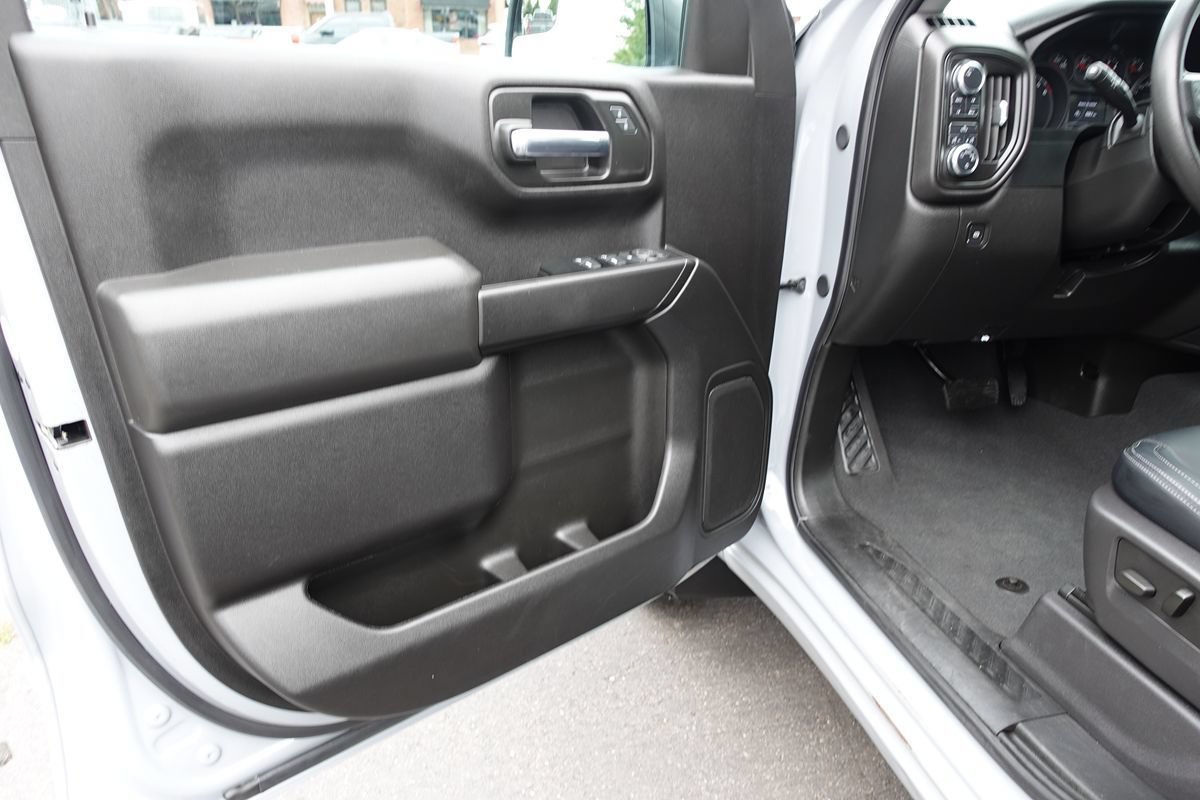 Used 2024 GMC Sierra 1500 Pro w/ Graphite Edition AWD/4WD image 14