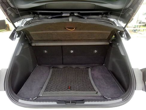 Used 2022 Toyota Corolla Hatchback image 19