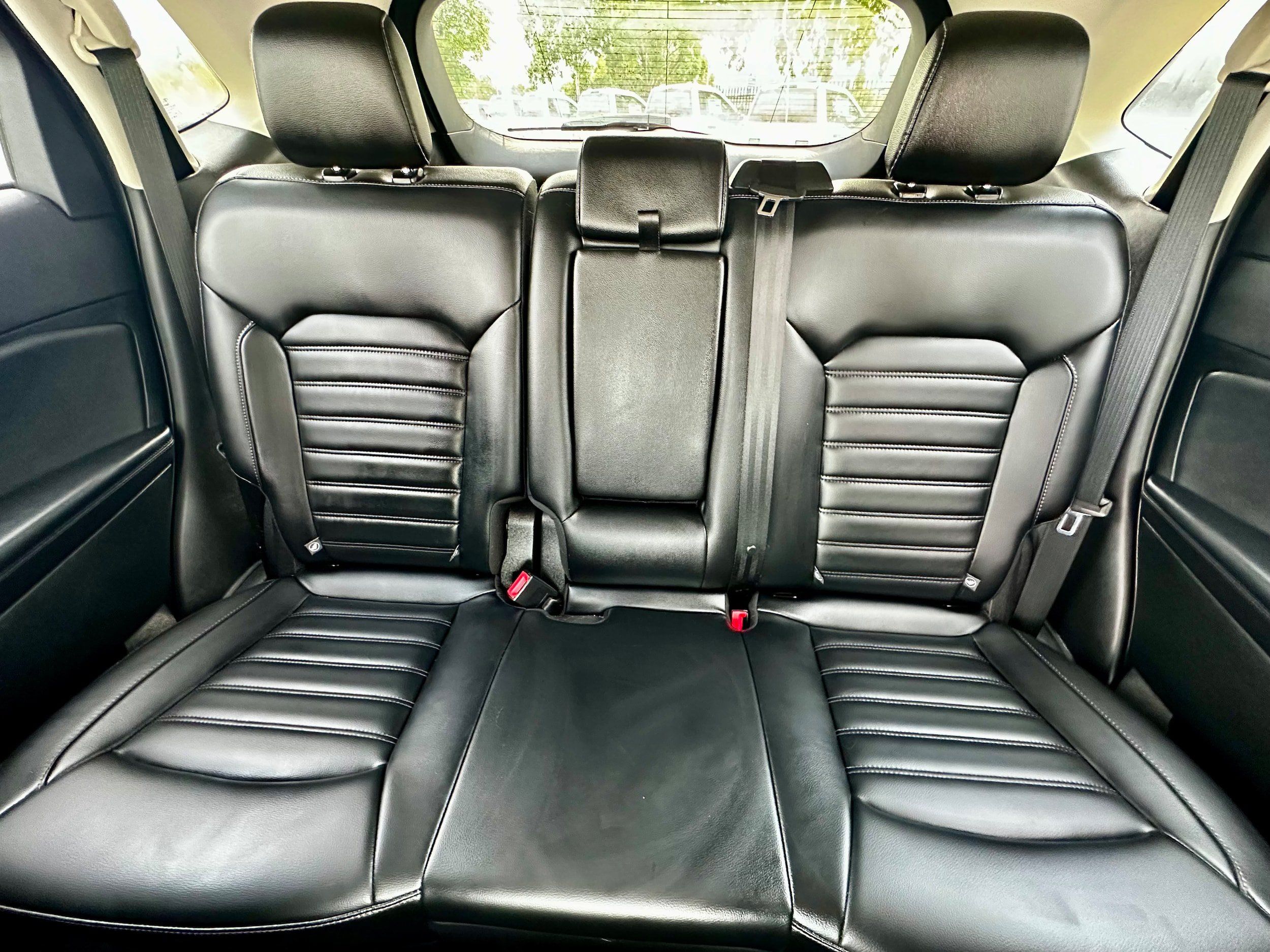 Used 2024 Ford Edge SEL AWD/4WD image 17