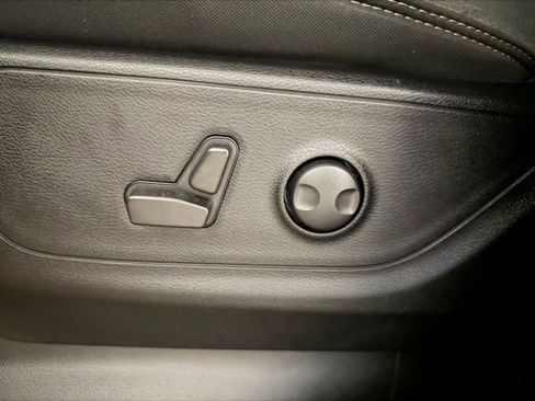 Used 2022 RAM 1500 Big Horn image 16