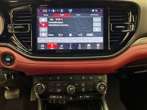 Used 2022 Dodge Durango R/T w/ Blacktop Package image 26