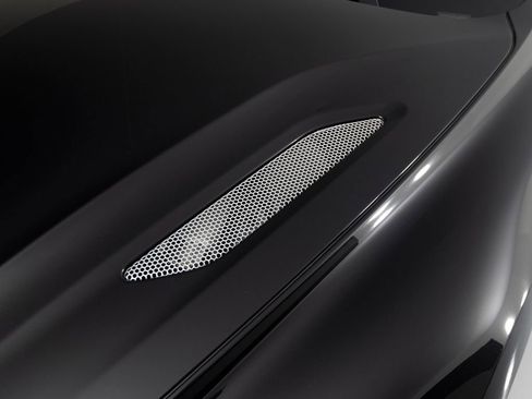 Used 2015 Aston Martin Vanquish RWD image 43