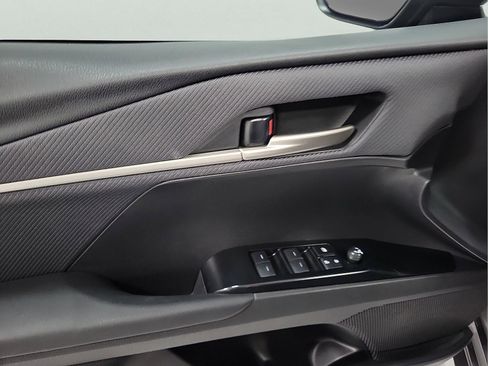 Certified 2025 Toyota Camry SE FWD image 12
