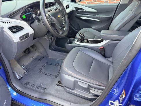 Used 2017 Chevrolet Bolt Premier w/ Driver Confidence II Package FWD image 27