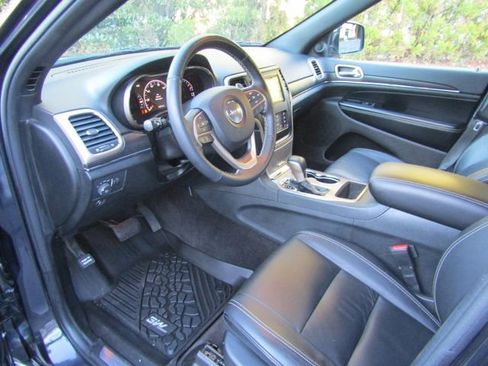 Used 2016 Jeep Grand Cherokee Limited image 11