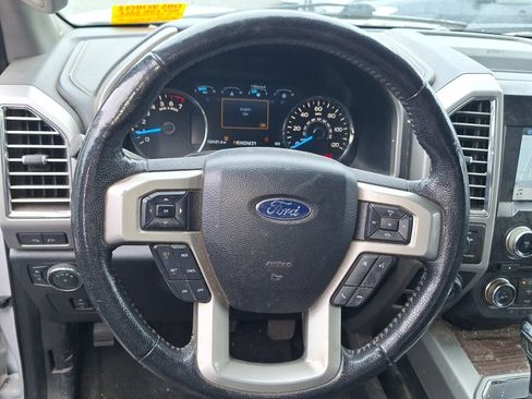 Used 2016 Ford F150 Lariat w/ Equipment Group 502A Luxury RWD image 12