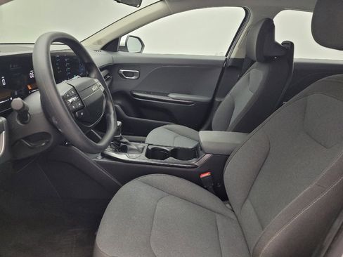 Used 2025 Kia K4 FWD image 17