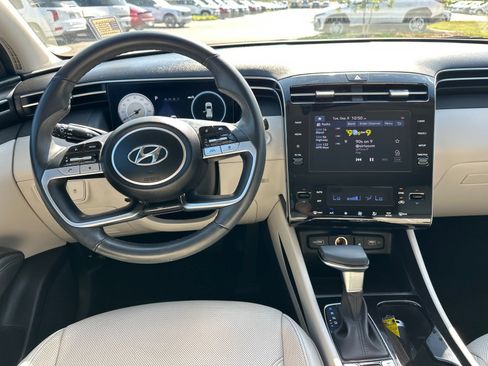 Certified 2022 Hyundai Tucson SEL w/ Convenience + Premium Package FWD image 19