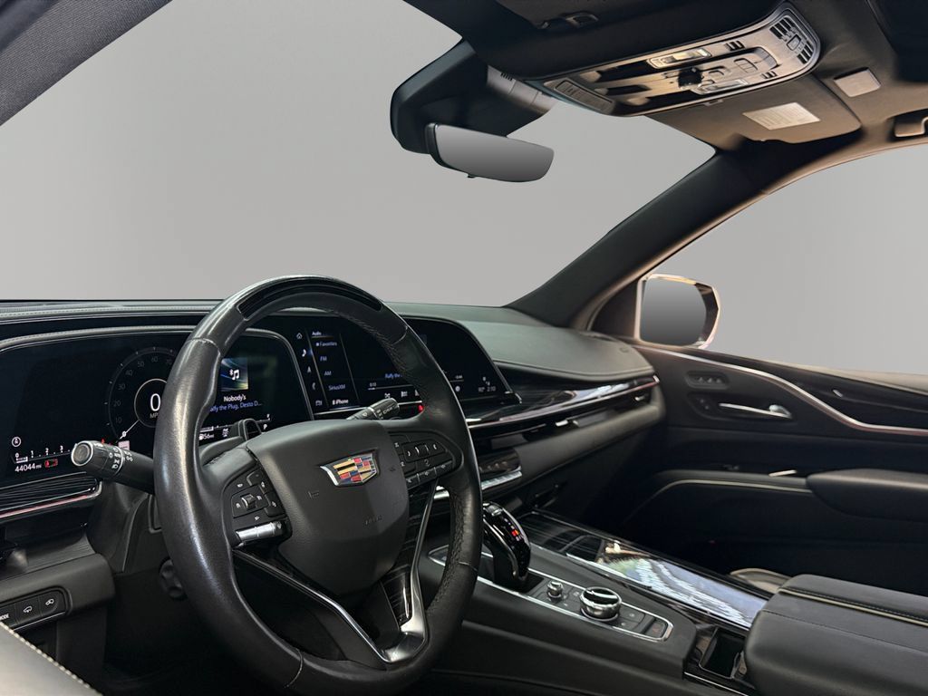 Used 2022 Cadillac Escalade Sport w/ Touring Package AWD/4WD image 16