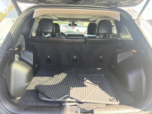 Used 2019 Jeep Cherokee Trailhawk w/ Comfort/Convenience Group AWD/4WD image 34