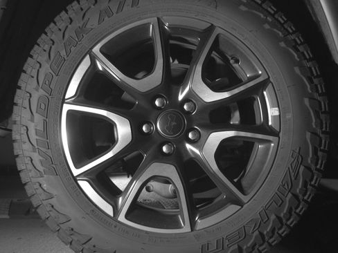 Used 2025 Jeep Compass Trailhawk AWD/4WD image 15