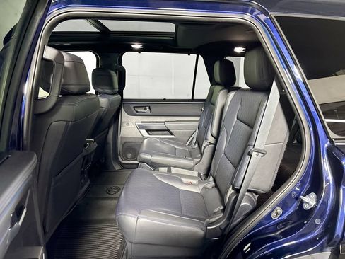 Used 2024 Toyota Sequoia Platinum AWD/4WD image 21