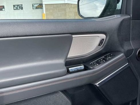Used 2025 Ford Expedition Max Active AWD/4WD image 23