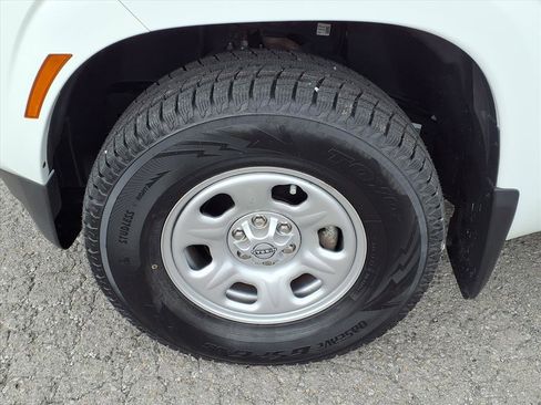 Used 2022 Nissan Frontier S w/ Technology Package image 17