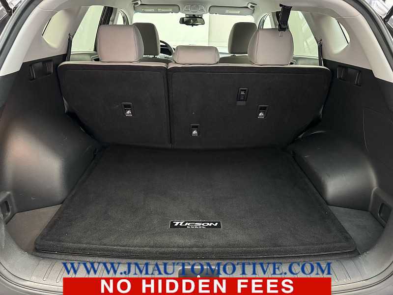 Used 2020 Hyundai Tucson SEL w/ Cargo Package AWD/4WD image 16