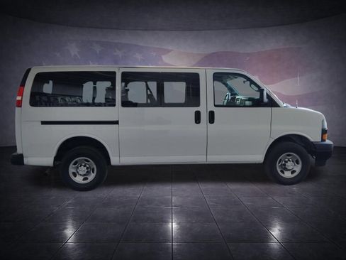 Used 2023 Chevrolet Express 3500 LS RWD image 6
