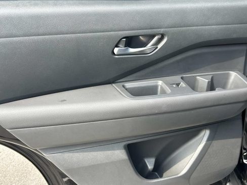 New 2026 Nissan Pathfinder SL FWD image 20