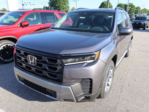 New 2026 Honda Pilot EX-L image 2