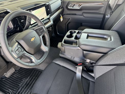 New 2026 Chevrolet Silverado 1500 LT image 8