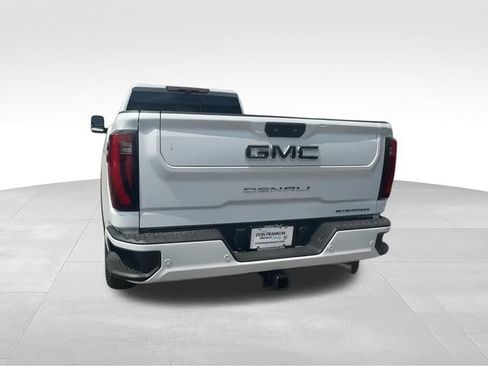 New 2026 GMC Sierra 3500 Denali Ultimate AWD/4WD image 7