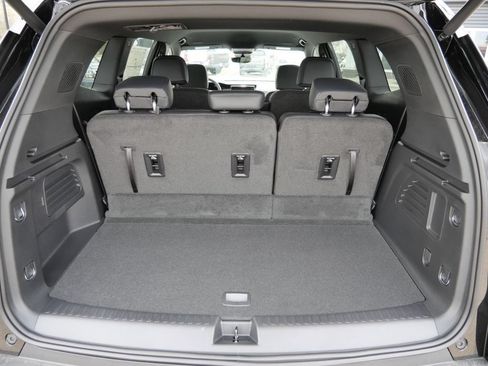 New 2026 GMC Acadia Elevation w/ Black Edition AWD/4WD image 30