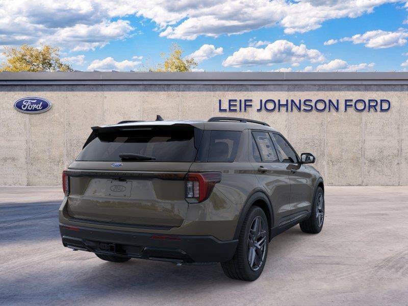 New 2026 Ford Explorer ST-Line w/ ST-Line Street Pack RWD image 8