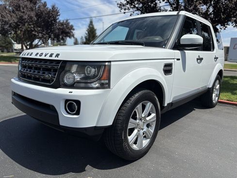 Used 2014 Land Rover LR4 HSE AWD/4WD image 5