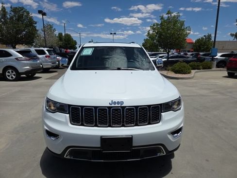 Used 2021 Jeep Grand Cherokee Limited AWD/4WD image 2