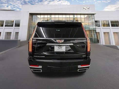 New 2026 Cadillac Escalade Luxury image 5