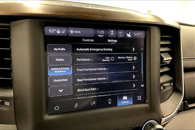 Used 2022 RAM 1500 Laramie AWD/4WD image 36