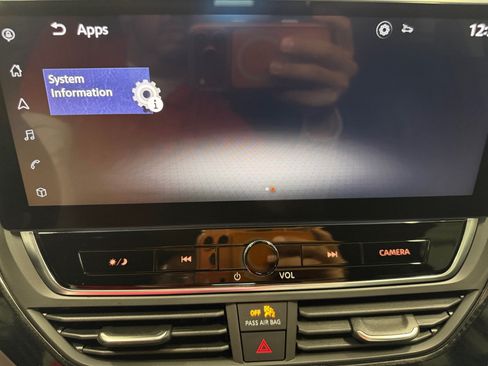 Used 2024 Nissan Altima 2.5 SR w/ SR Premium Package FWD image 36