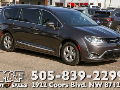 Used 2017 Chrysler Pacifica Touring-L Plus w/ Advanced Safetytec Group