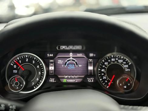 Used 2019 RAM 1500 Laramie image 16