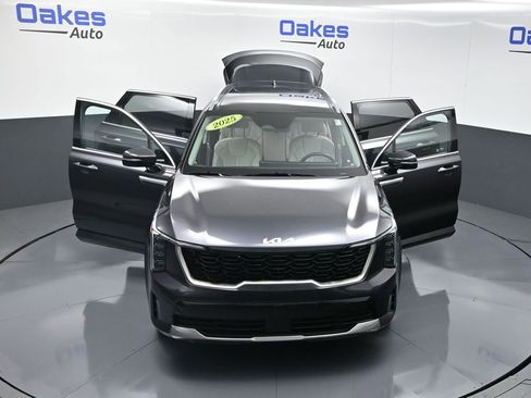 Used 2025 Kia Sorento S w/ Panoramic Sunroof Package FWD image 61