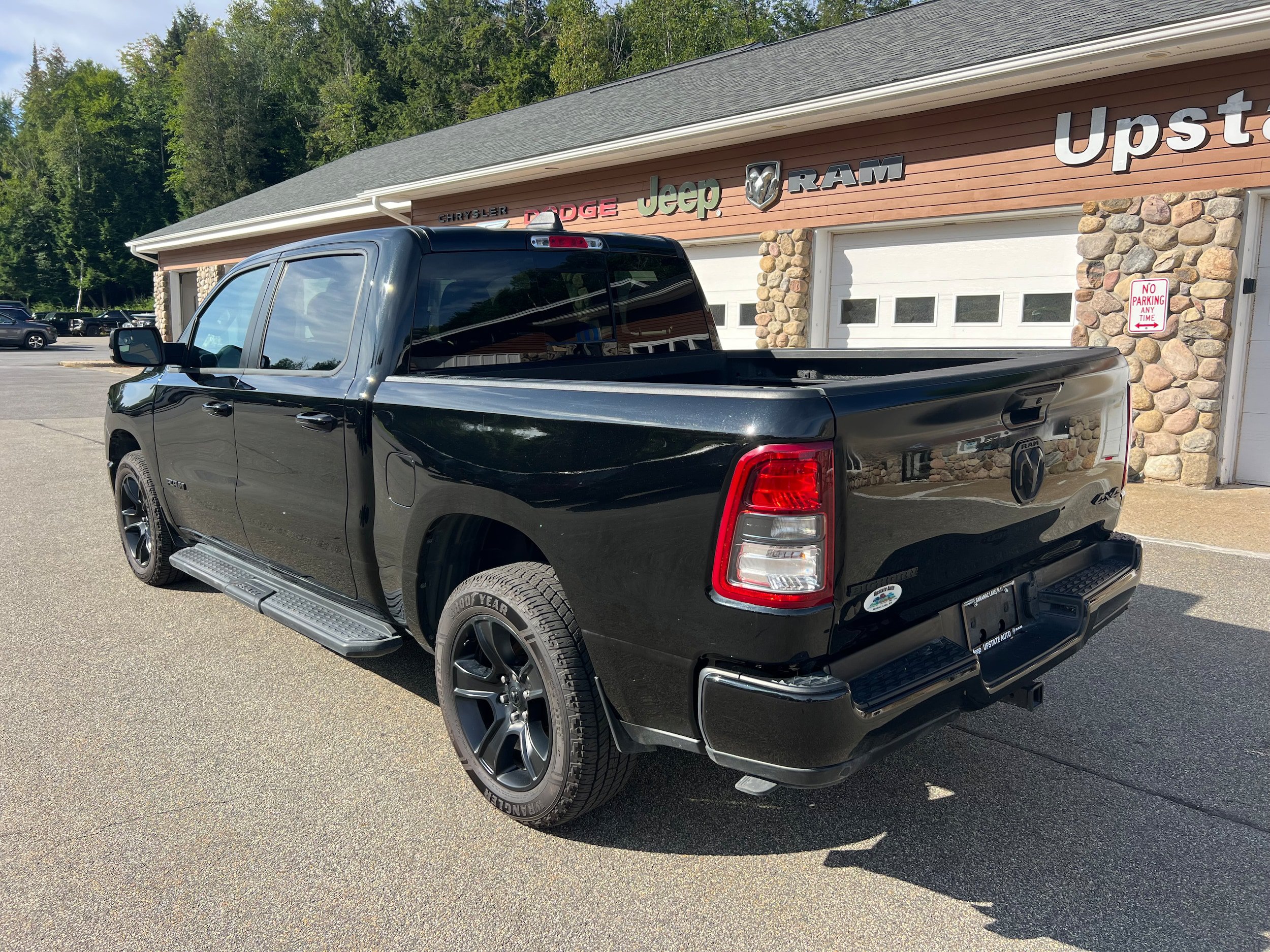 Used 2024 RAM 1500 Big Horn AWD/4WD image 7