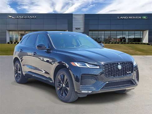 Used 2025 Jaguar F-PACE R-Dynamic S image 4