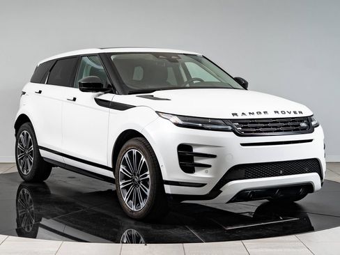 Used 2025 Land Rover Range Rover Evoque Dynamic SE AWD/4WD image 12
