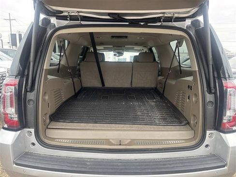 Used 2019 GMC Yukon XL SLT w/ Open Road Package image 10