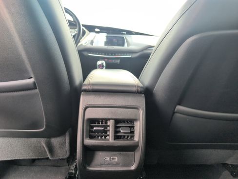 Certified 2022 Cadillac XT4 Sport w/ Enhanced Visibility Package FWD image 31
