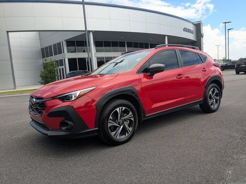 Used 2025 Subaru Crosstrek 2.5i Premium AWD/4WD image 8