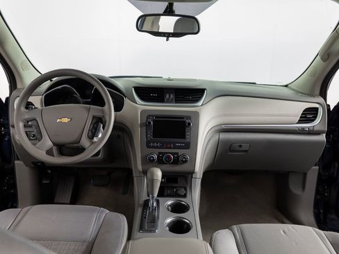 Used 2017 Chevrolet Traverse LS AWD/4WD image 35
