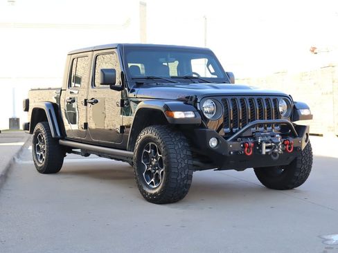 Used 2023 Jeep Gladiator Rubicon w/ Trailer Tow Package AWD/4WD image 2