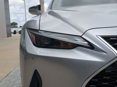 Used 2025 Lexus IS 300 w/ Premium Package RWD image 11