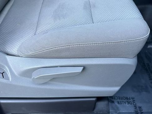 Used 2015 GMC Sierra 1500 2WD Regular Cab image 21