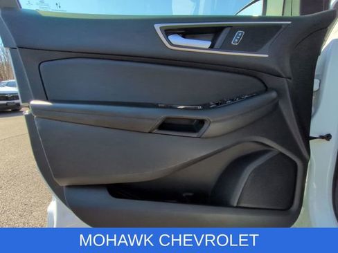 Used 2020 Ford Edge SEL w/ Cold Weather Package image 23