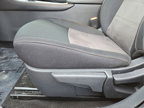 Used 2021 Nissan Sentra SR w/ Lighting Package image 24