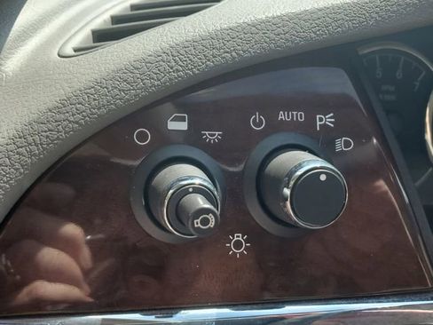 Used 2008 Buick LaCrosse CX image 21