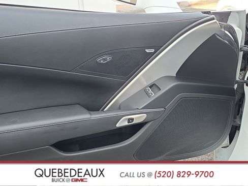 Used 2014 Chevrolet Corvette Stingray Coupe RWD image 9