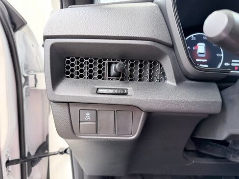 Used 2024 Honda CR-V Sport image 34